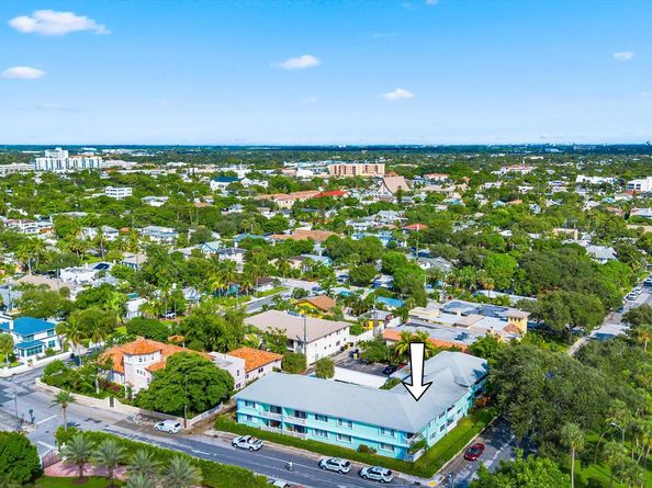 421 S Lakeside Drive 7, Lake Worth Beach FL 33460