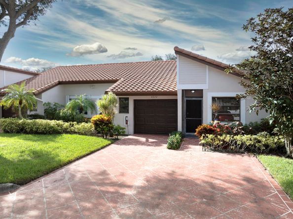 6222 Pointe Regal Circle, Delray Beach FL 33484