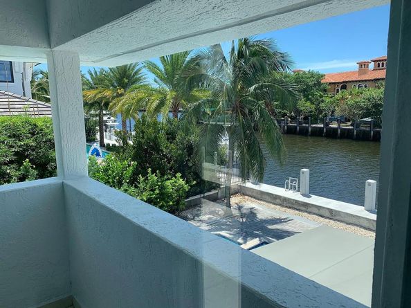 1740 SE 7th Street, Fort Lauderdale FL 33301