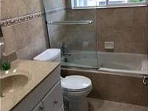 1740 SE 7th Street, Fort Lauderdale FL 33301