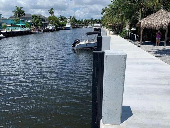 1740 SE 7th Street, Fort Lauderdale FL 33301