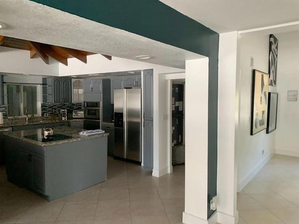 1740 SE 7th Street, Fort Lauderdale FL 33301