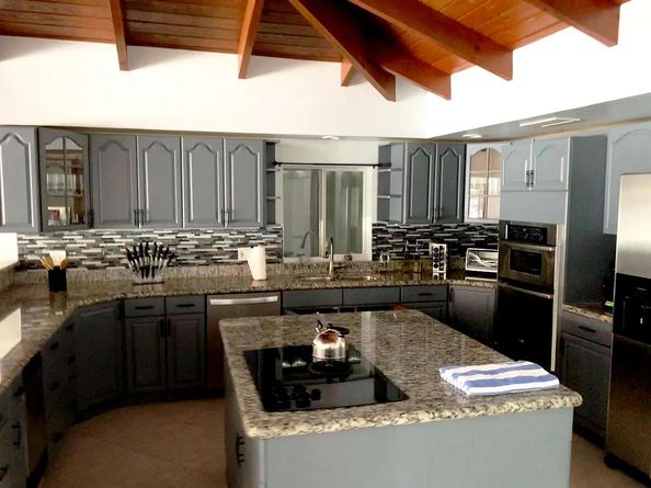 1740 SE 7th Street, Fort Lauderdale FL 33301