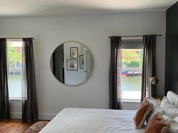 1740 SE 7th Street, Fort Lauderdale FL 33301