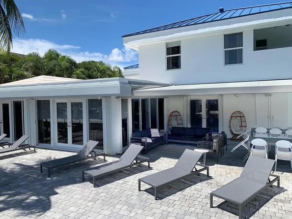 1740 SE 7th Street, Fort Lauderdale FL 33301