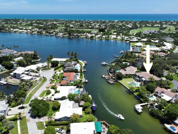 1950 Portage Landing N, North Palm Beach FL 33408