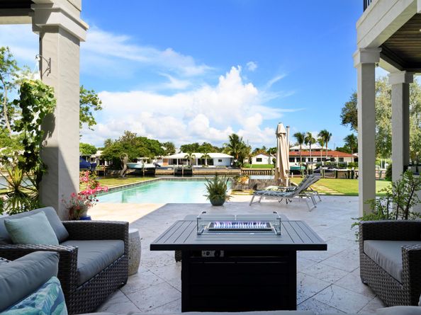 1950 Portage Landing N, North Palm Beach FL 33408