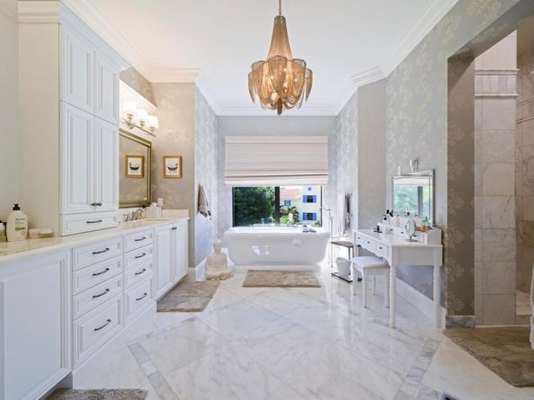 1950 Portage Landing N, North Palm Beach FL 33408