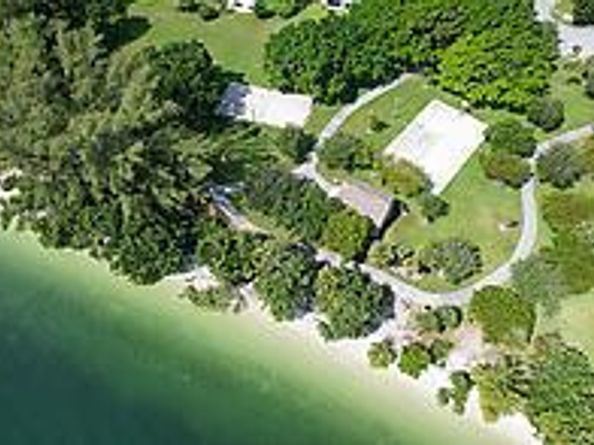 1950 Portage Landing N, North Palm Beach FL 33408