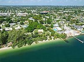 1950 Portage Landing N, North Palm Beach FL 33408