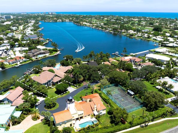 1950 Portage Landing N, North Palm Beach FL 33408