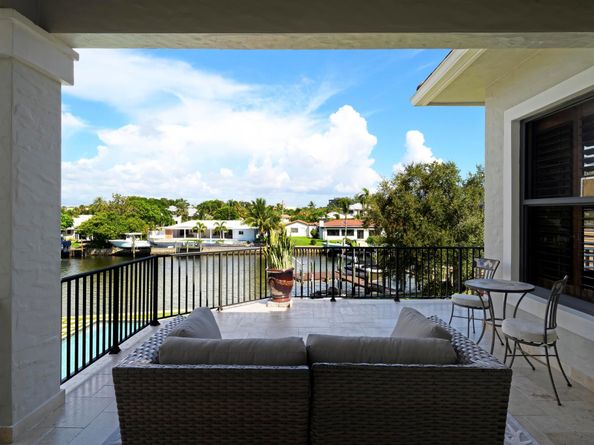 1950 Portage Landing N, North Palm Beach FL 33408