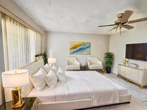 2502 Lakeview Circle, Royal Palm Beach FL 33411