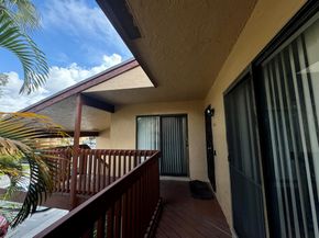 2502 Lakeview Circle, Royal Palm Beach FL 33411