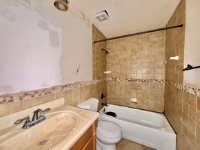 2502 Lakeview Circle, Royal Palm Beach FL 33411