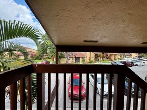 2502 Lakeview Circle, Royal Palm Beach FL 33411
