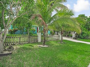 200 Ficus Tree Drive, Lake Worth FL 33462