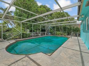200 Ficus Tree Drive, Lake Worth FL 33462