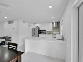3028 NW 69th Ct 3F, Fort Lauderdale FL 33309