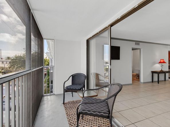 170 Cypress Club Drive 734, Pompano Beach FL 33060