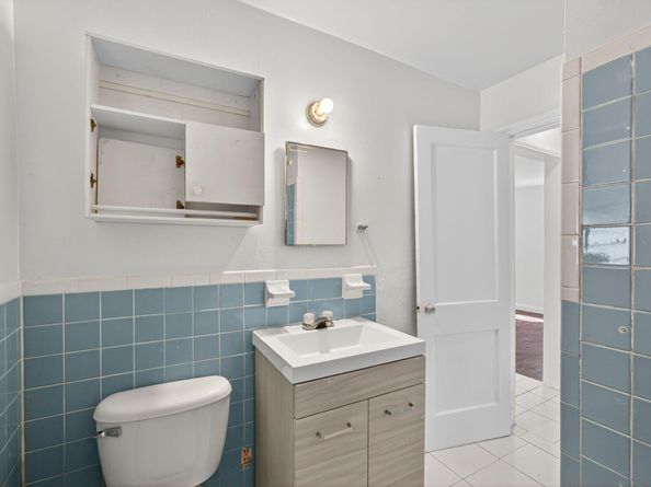 912 38th Street, West Palm Beach FL 33407
