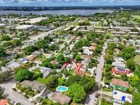 912 38th Street, West Palm Beach FL 33407