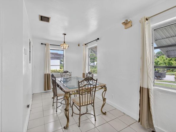 912 38th Street, West Palm Beach FL 33407