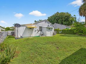 912 38th Street, West Palm Beach FL 33407