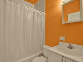 3020 NW 10th Ct, Fort Lauderdale FL 33311
