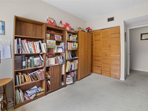 4653 NW 90th Ave 4653, Sunrise FL 33351