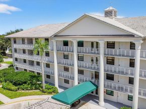 3516 Whitehall Drive 403, West Palm Beach FL 33401