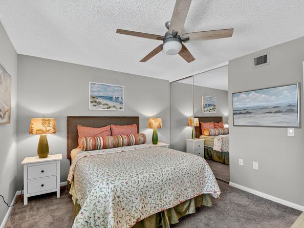 3516 Whitehall Drive 403, West Palm Beach FL 33401