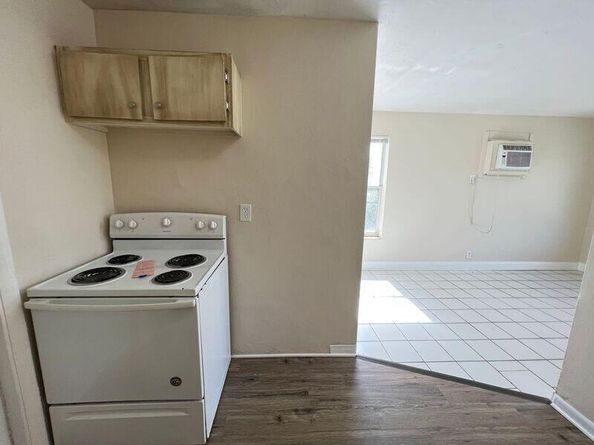 1360 10th Street, West Palm Beach FL 33401