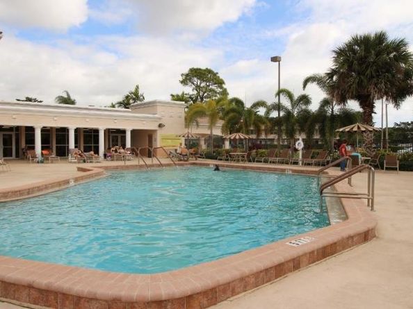 42 Kent C 42, West Palm Beach FL 33417