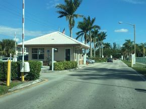42 Kent C 42, West Palm Beach FL 33417