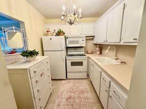 42 Kent C 42, West Palm Beach FL 33417