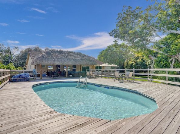 9701 SW 55th Ct, Cooper City FL 33328