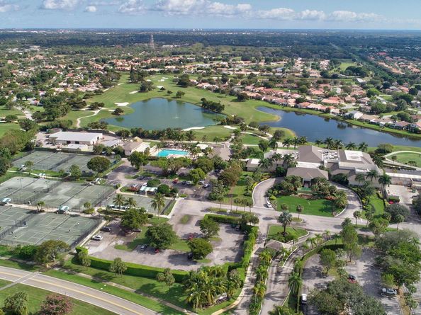 5519 Fairway Park Drive 202, Boynton Beach FL 33437