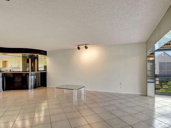 5519 Fairway Park Drive 202, Boynton Beach FL 33437