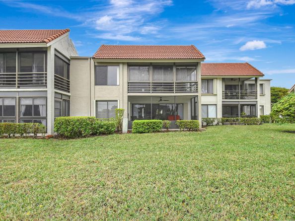 5519 Fairway Park Drive 202, Boynton Beach FL 33437
