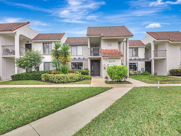5519 Fairway Park Drive 202, Boynton Beach FL 33437