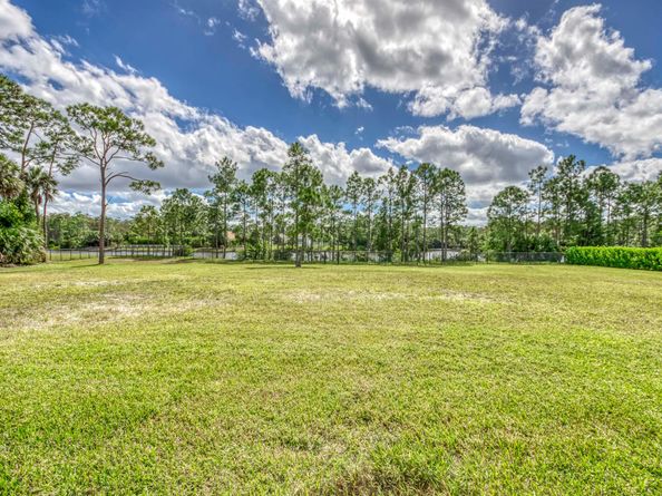 10184 Calabrese Trail, Jupiter FL 33478