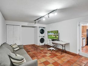 1320 SE 4th Ave, Pompano Beach FL 33060