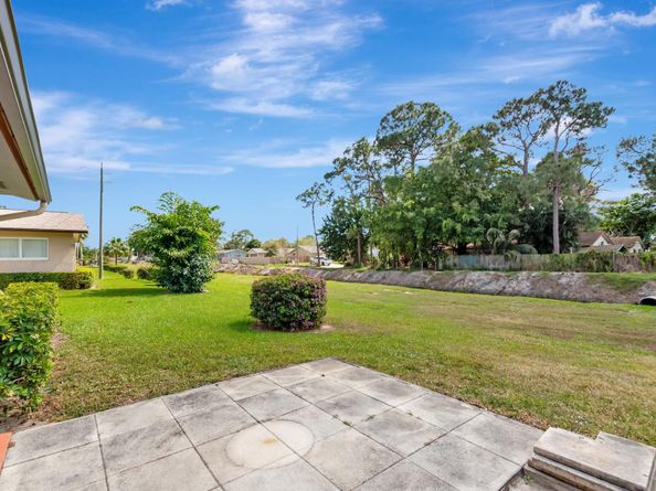 2961 Crosley Drive W A, West Palm Beach FL 33415