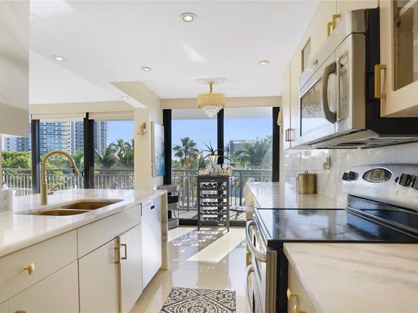 3031 N Ocean Blvd 406, Fort Lauderdale FL 33308