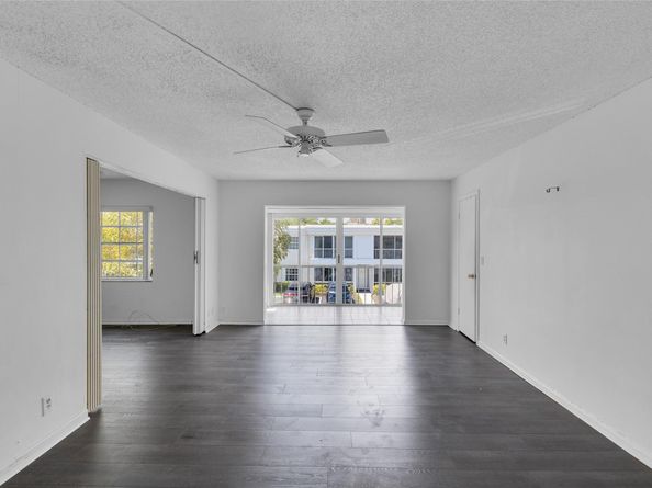 6371 Bay Club Dr 4, Fort Lauderdale FL 33308
