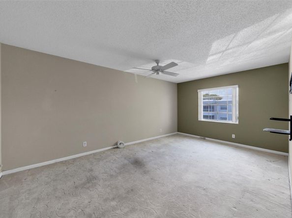 6371 Bay Club Dr 4, Fort Lauderdale FL 33308