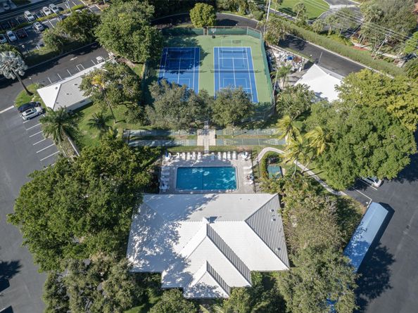 6371 Bay Club Dr 4, Fort Lauderdale FL 33308