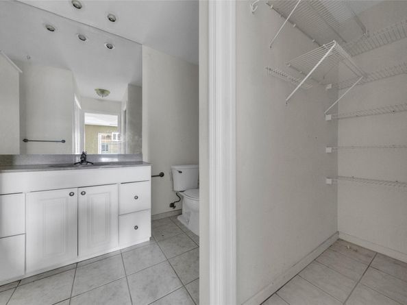 6371 Bay Club Dr 4, Fort Lauderdale FL 33308