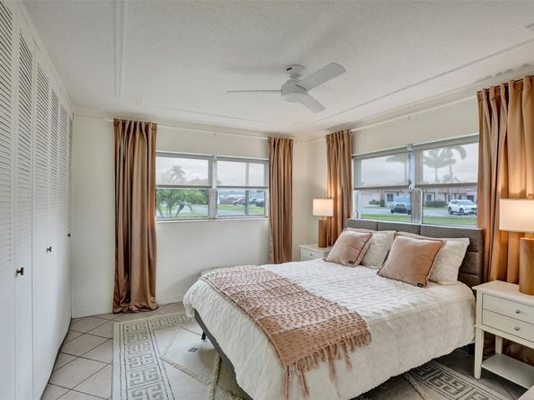 2592 Dudley Dr E A, West Palm Beach FL 33415